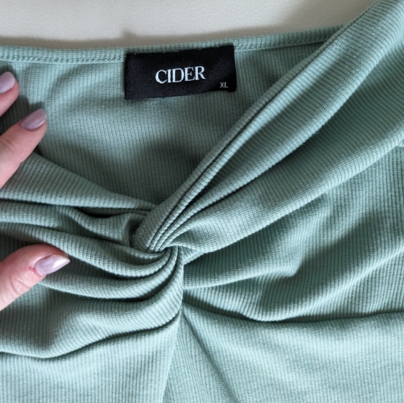 Cider Sage Green Bodysuit XL - Picture 3 of 4